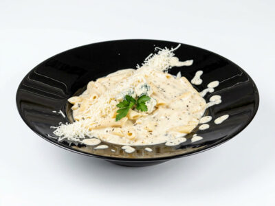 4 type of cheese pasta Sushi Queen & Pasta Queen delivery