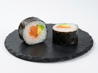 Maki sake avocado Sushi Queen & Pasta Queen delivery