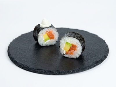 Maki sake avocado cheese Sushi Queen & Pasta Queen delivery