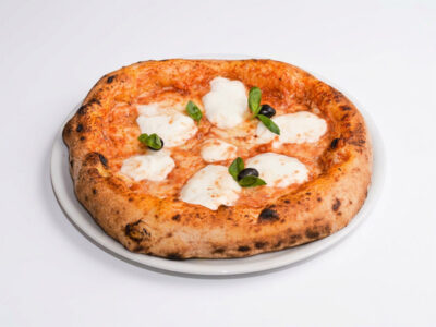 Margherita pizza Giardino L'Osteria delivery