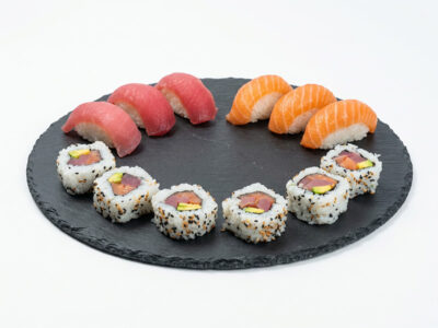 Sake maguro box Sushi Queen & Pasta Queen delivery
