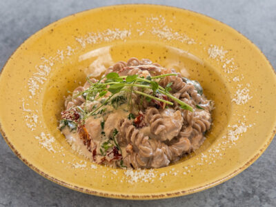 Salmon zucchini pasta Pasta Bar Novi Beograd by Prana delivery