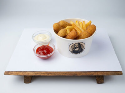 Mozzarella basket Mona Lisa Burger Bar delivery