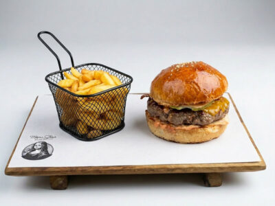 Mona Lisa burger Mona Lisa Burger Bar delivery