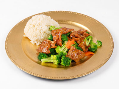 Chicken with broccoli Gong Kineska Hrana delivery