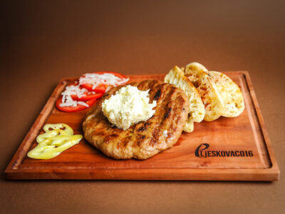 Pljeskavica on kajmak Pljeskovac 016 delivery