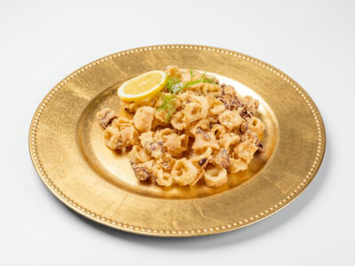 Fried squid with vegetables in sechuan sauce Gong Kineska Hrana delivery