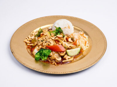 Pork with peanuts Gong Kineska Hrana delivery