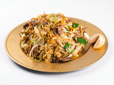 Pork with rice noodles Gong Kineska Hrana delivery