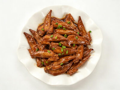 Wing tips stewed in dark soy sauce Furendžu delivery