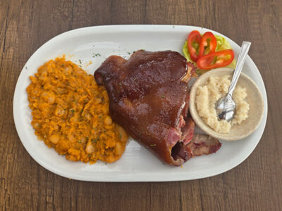 Baked pork knuckle Vulin Restoran delivery