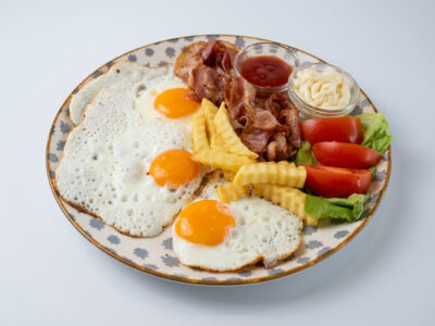 Fried eggs with bacon Family Pub delivery