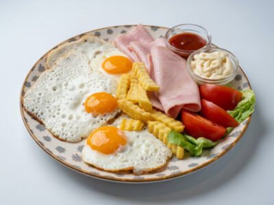 Classic fried eggs Family Pub delivery