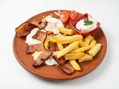Eggs with bacon Škembe Haus delivery