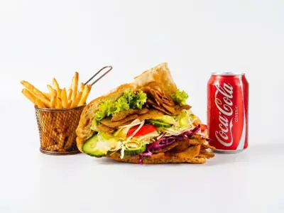 Pileći doner + pomfrit 100g + Coca-Cola - Original 0.33L Moj Doner dostava