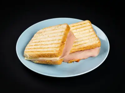 Toast sandwich Klops delivery
