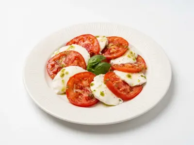 Caprese salad Giardino L'Osteria delivery