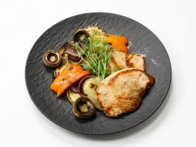Main meal - Turkey fillet with vegetables Giardino L'Osteria delivery