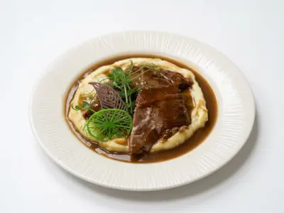Main meal - Pork fillet in coat of prosciutto Giardino L'Osteria delivery
