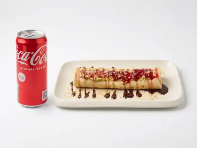 Pistachio mania pancake + Coca-Cola 0.33L Obrni Okreni Novi Beograd delivery