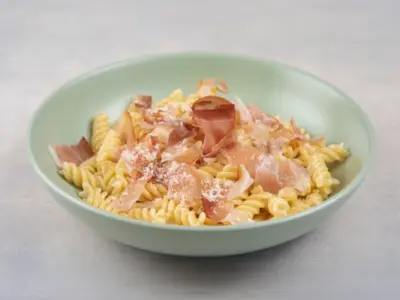 Prosciutto pasta Bro's Pasta Bar dostava