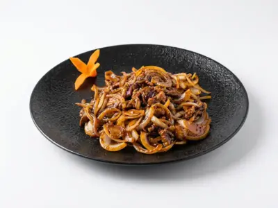 29. Teletina na usijanom tiganju K24 Kineski restoran dostava