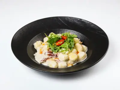 Gnocchi with prosciutto and mushrooms Bonavia delivery