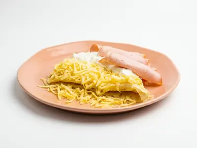 Palačinka pečenica, kačkavalj, pavlaka Mam's Palačinkarnica dostava