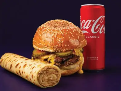 Cheeseburger double + Eurokrem palačinka + Coca-Cola - Original 0.33L Favola Zemun dostava