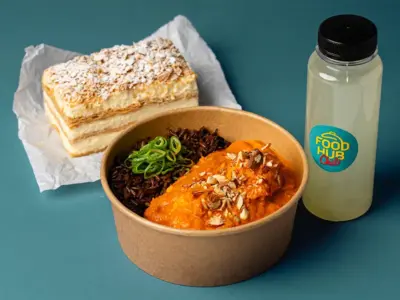Kari piletina + krempita + limunada Food Hub Chili dostava