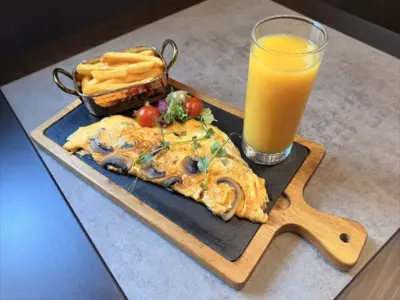 Omelette Balkan Distrikt delivery