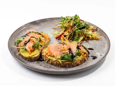 Salmon Toast Kafeterija Obrenovac delivery