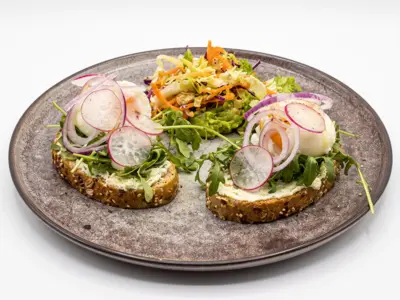 Poached Egg on Toast Kafeterija Obrenovac delivery