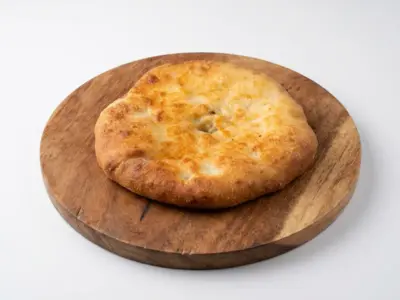 Baked bun Tri Praseta delivery